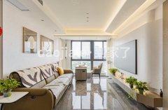 <b>日式极简风格室内装修</b>